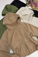 JAQUETA CORTA VENTO COM CAPUZ - REF 144KF